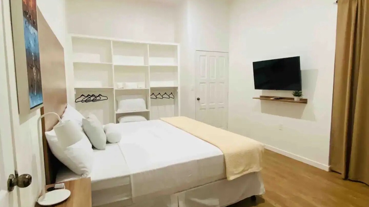 Photo of Bedroom in Flores