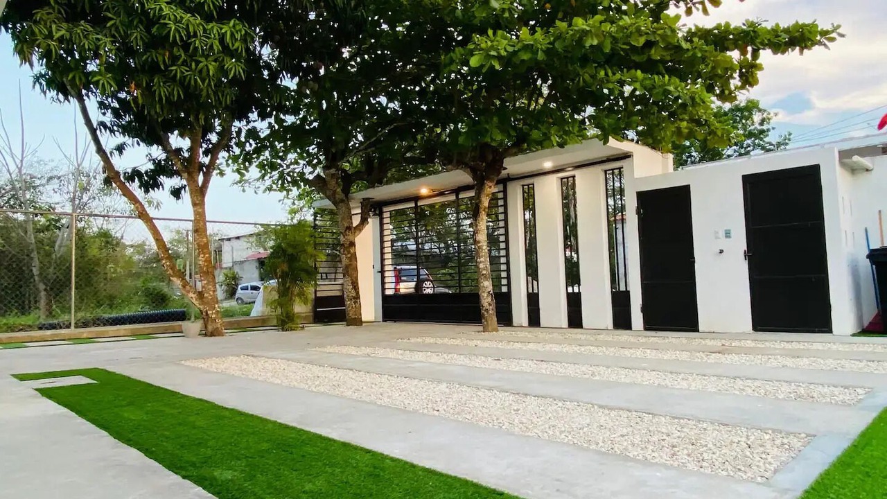 Photo of Outdoor in Flores