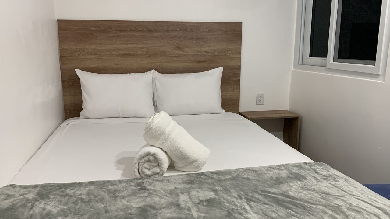 Photo of Bedroom in Flores