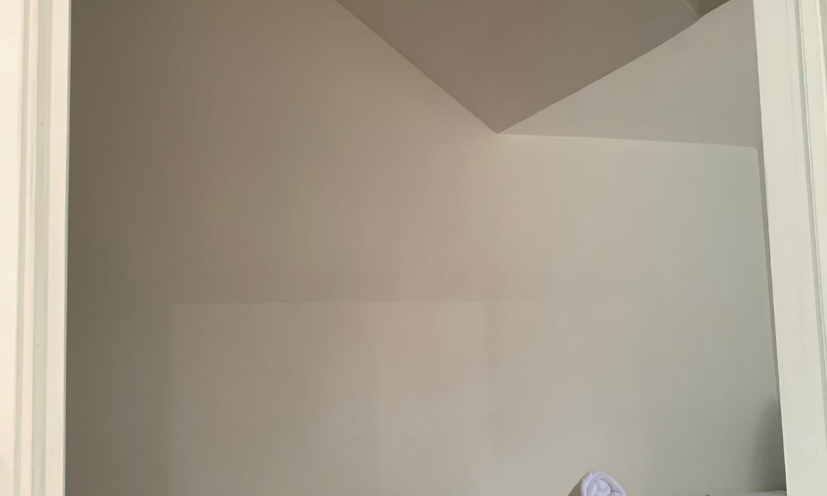 Photo of Bedroom in Flores