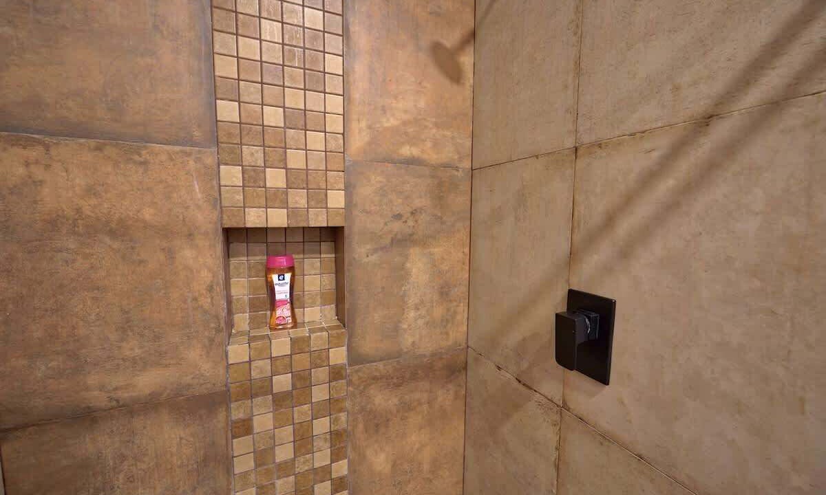 Photo of Bathroom in Laguna Shores