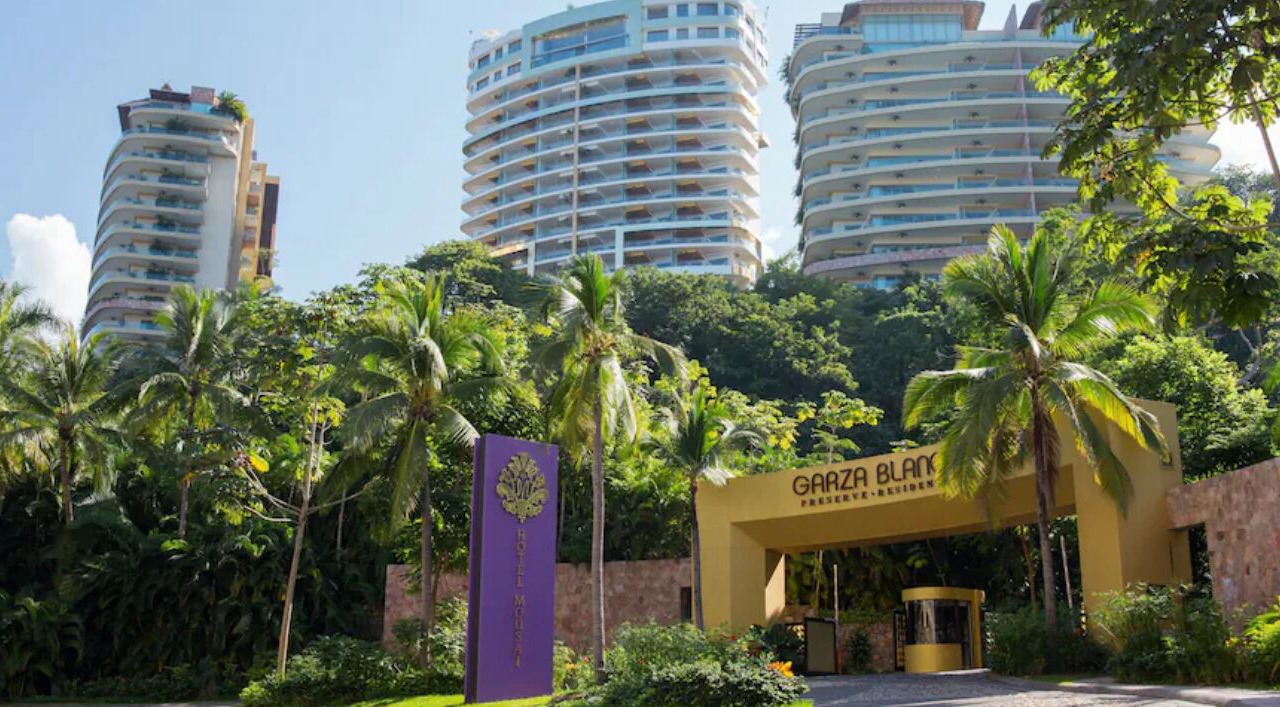 Photo of Outdoor in South Shore Hotel Area