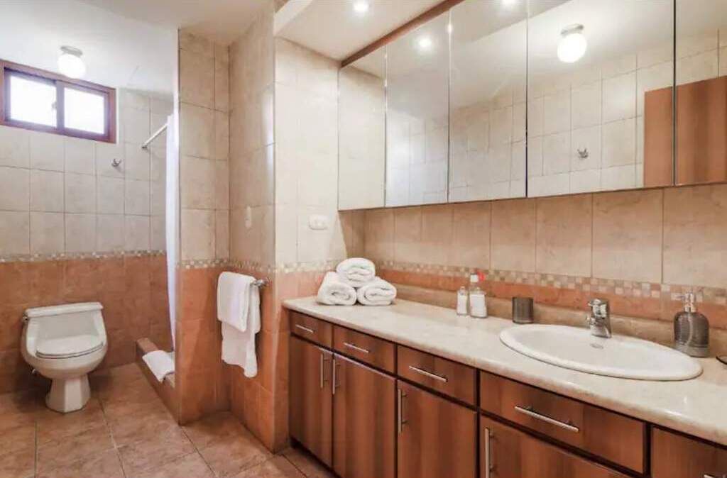 Photo of Bathroom in Zona 15