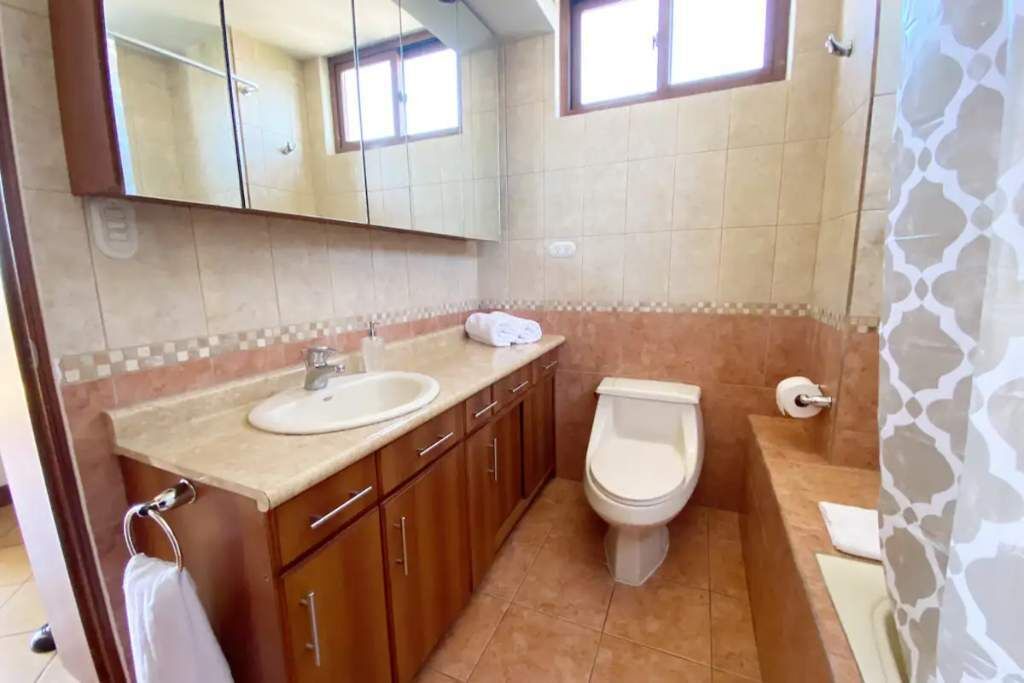 Photo of Bathroom in Zona 15