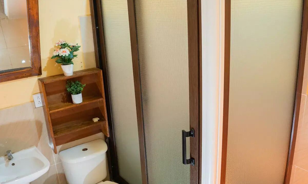 Photo of Bathroom in San Pedro La Laguna