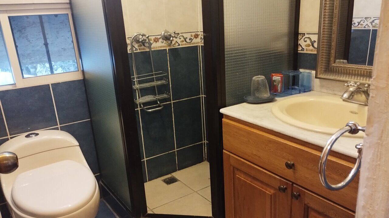 Photo of Bathroom in San Lucas Sacatepequez