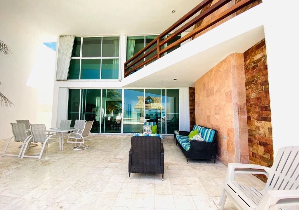 Photo of Patio Balcony in Chicxulub Pueblo