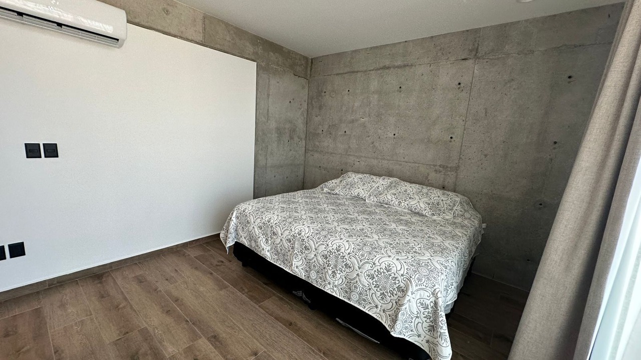 Photo of Bedroom in Cerritos