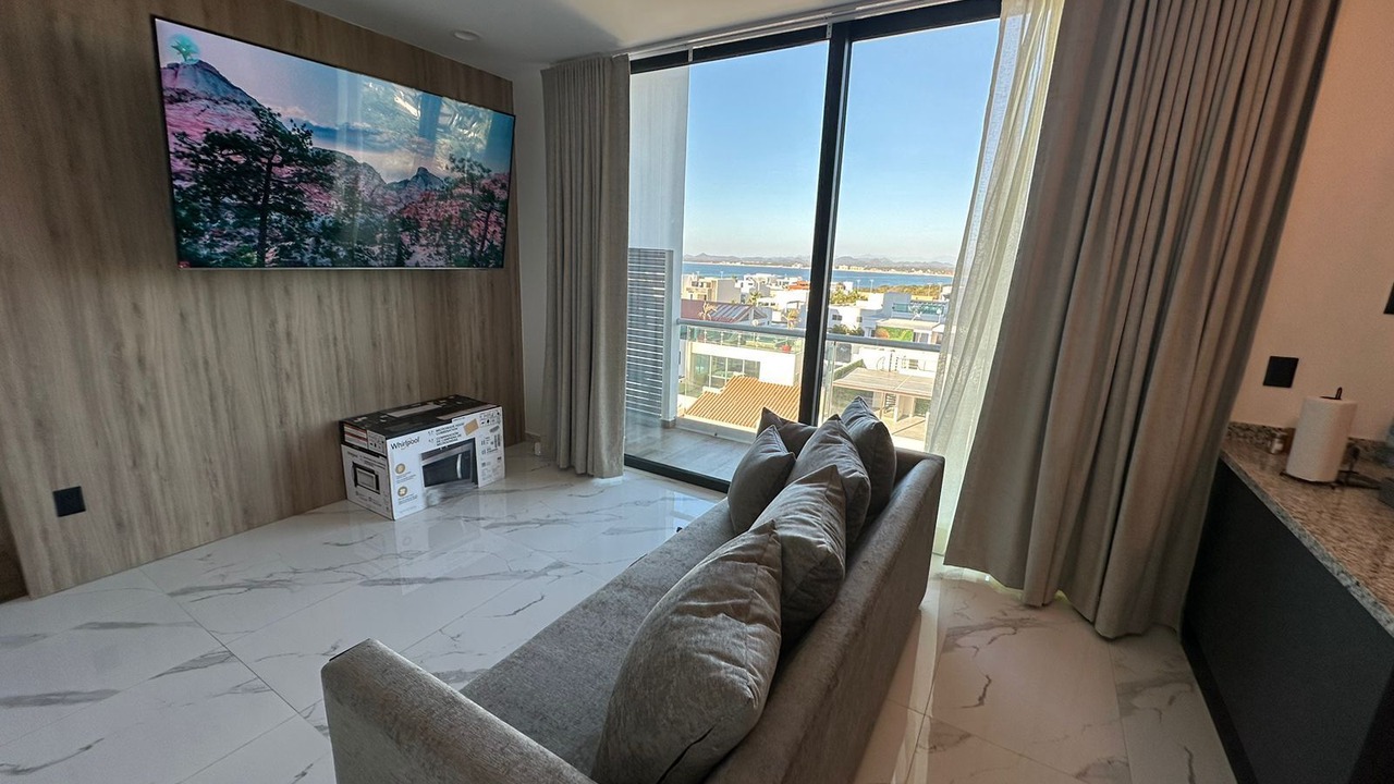 Photo of Livingroom in Cerritos
