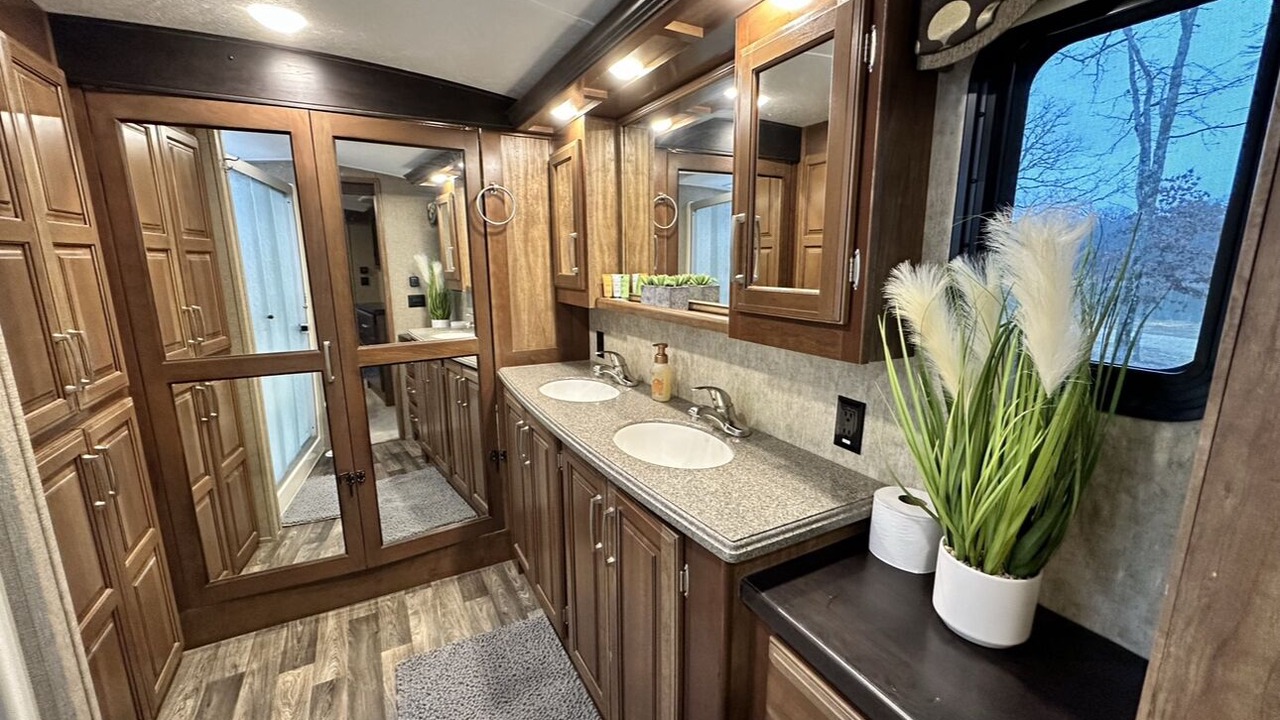 Photo of Bathroom in Ringold