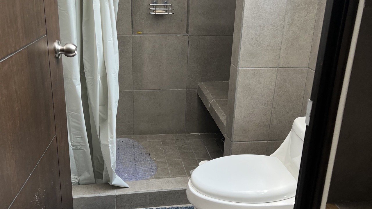 Photo of Bathroom in San Lucas Sacatepequez