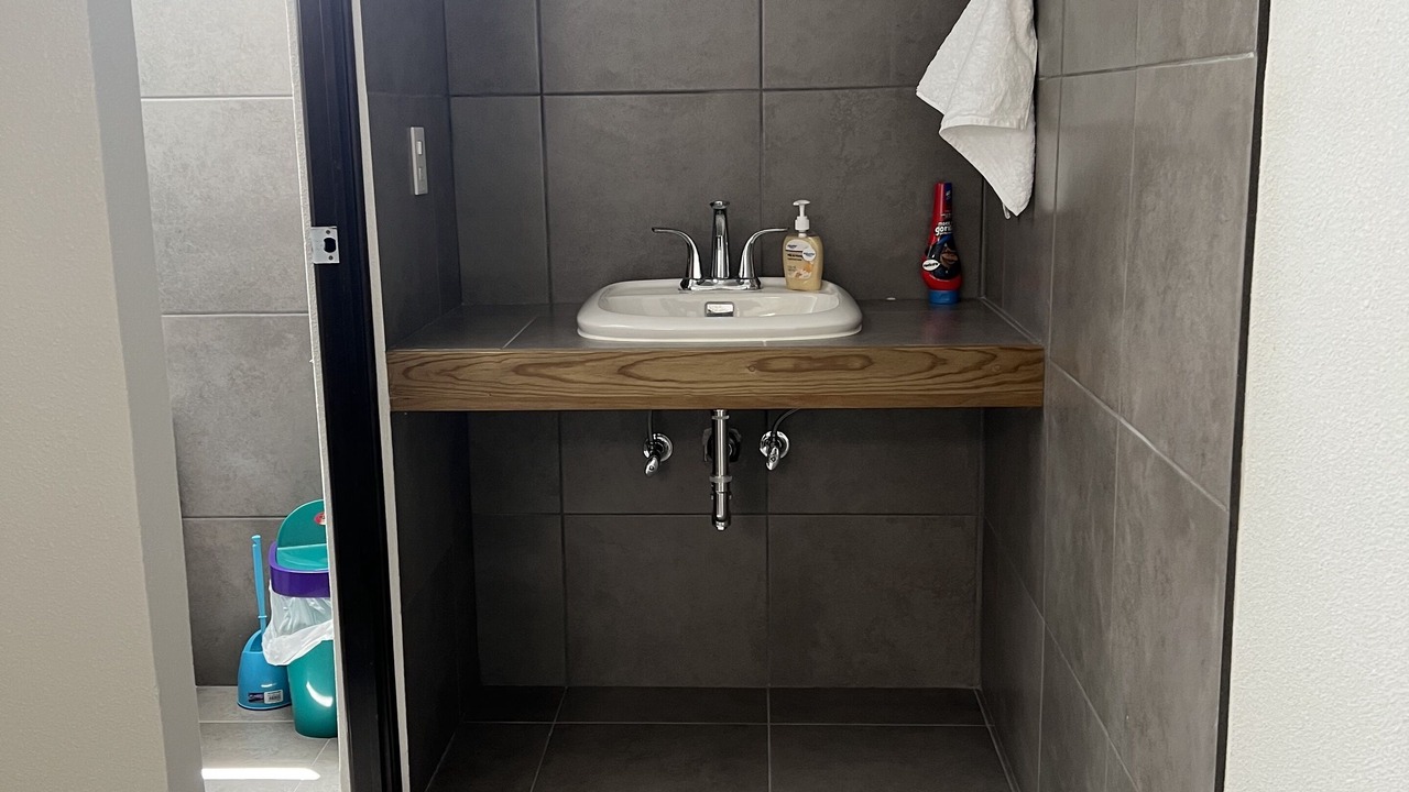 Photo of Bathroom in San Lucas Sacatepequez