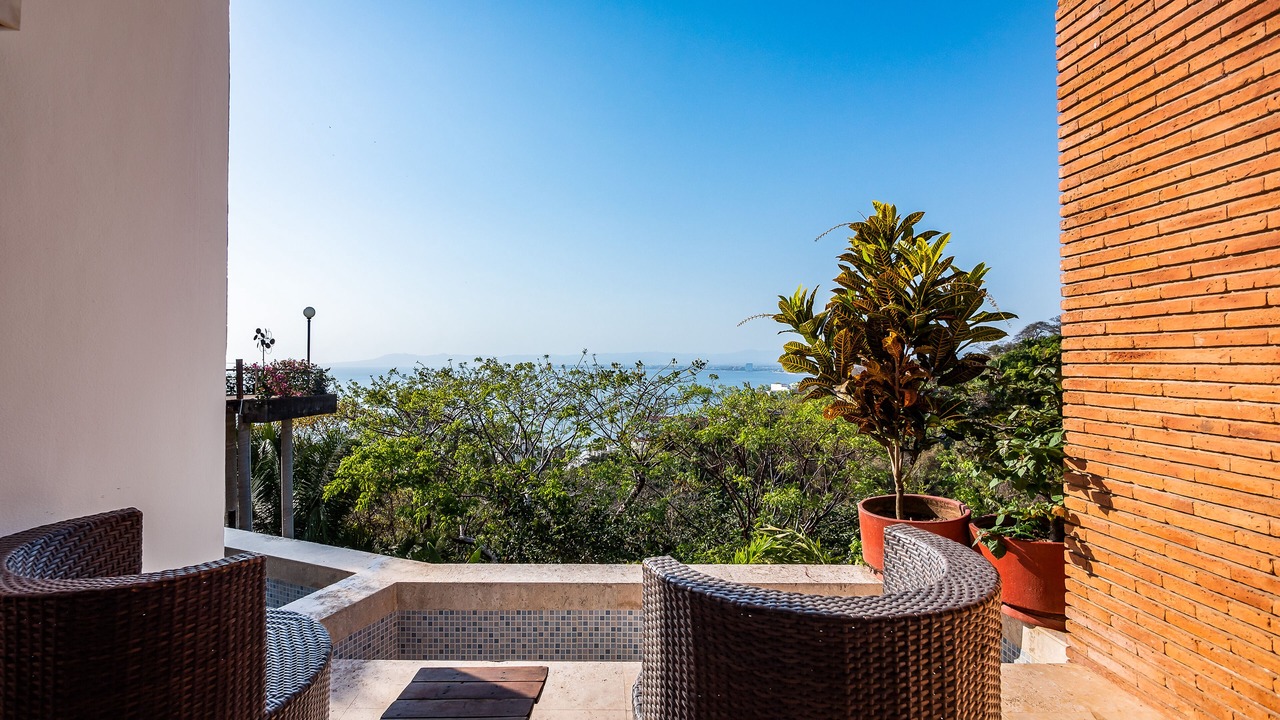 Photo of Patio Balcony in Conchas Chinas