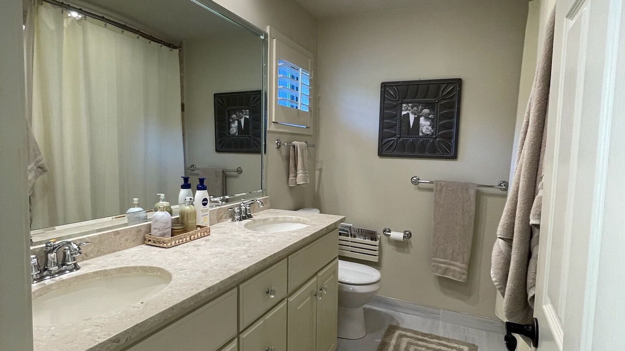 Photo of Bathroom in Eden Isle