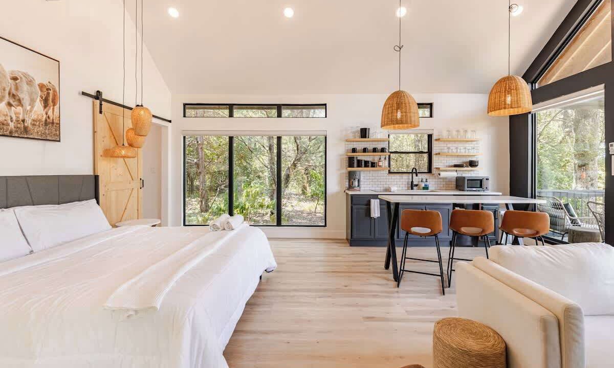 Photo of Bedroom in Cedar Creek
