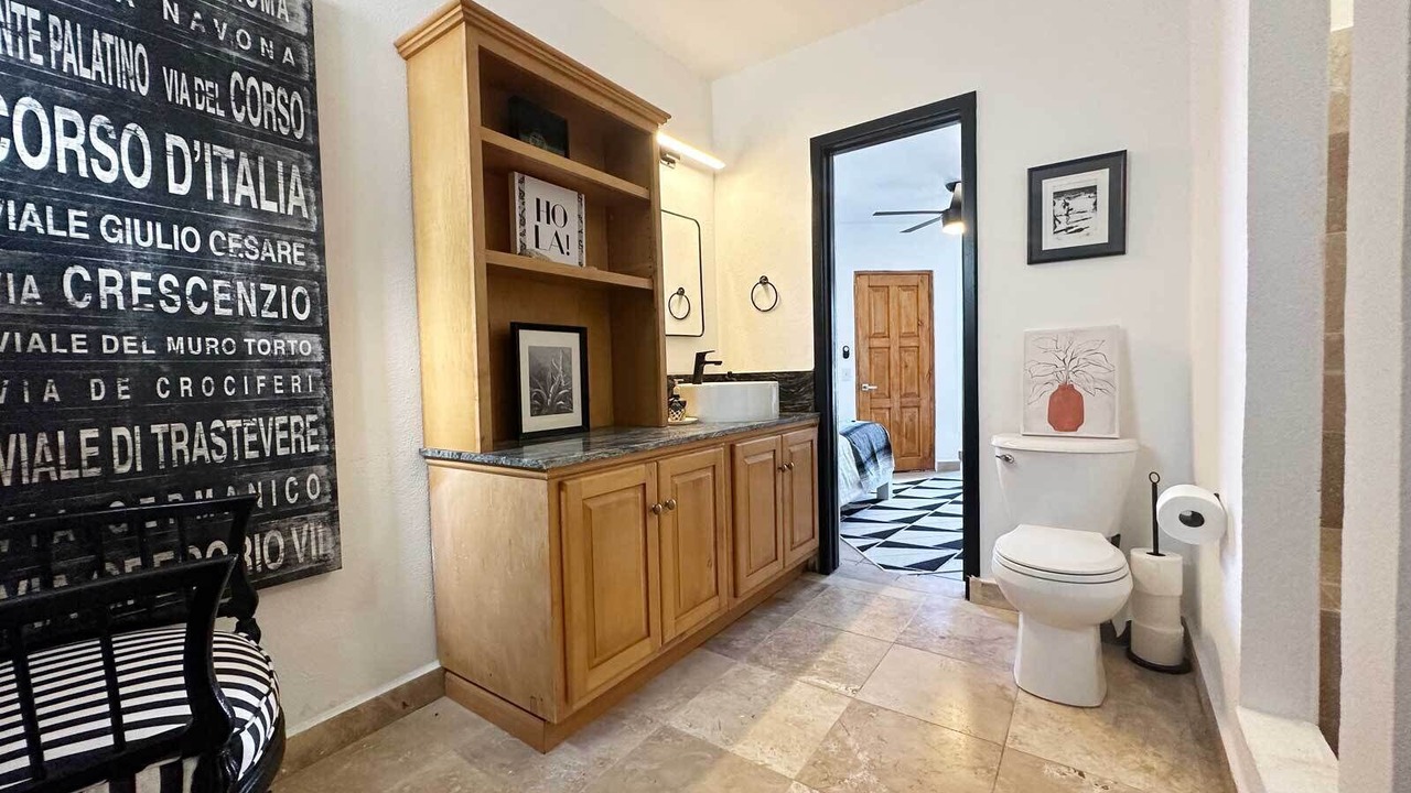Photo of Bathroom in Elias Calles