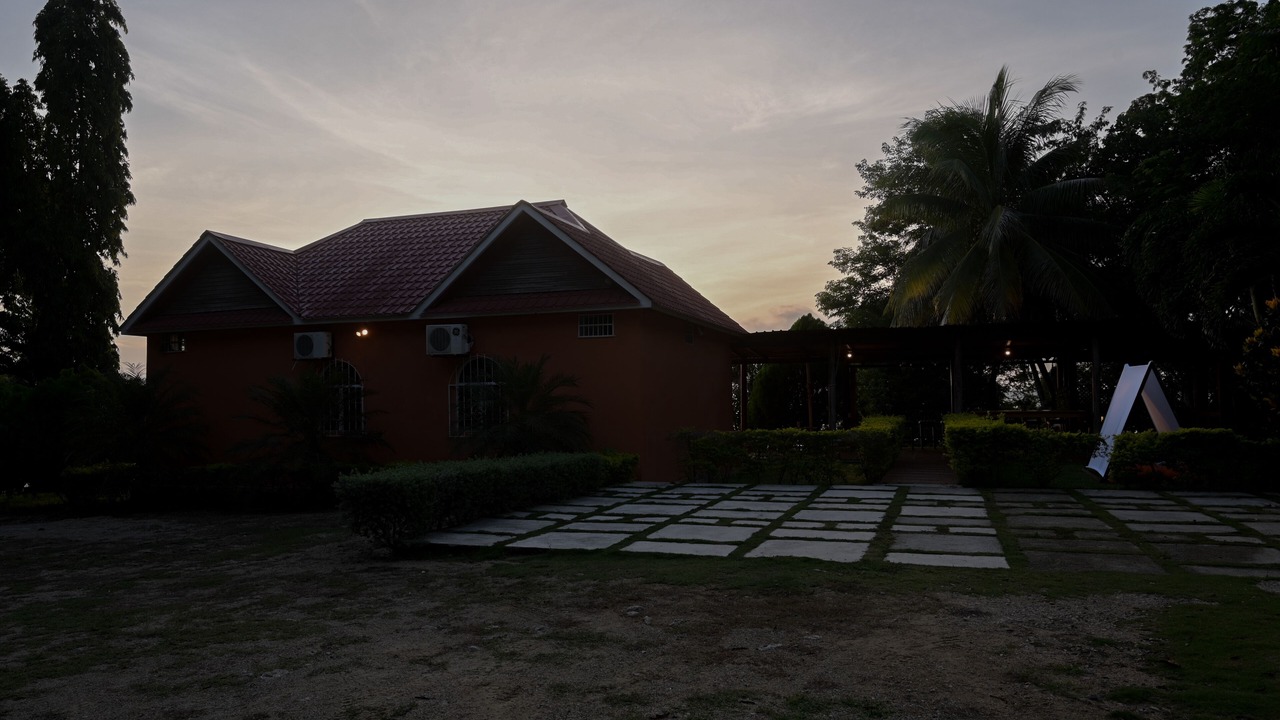 Photo of Outdoor in Flores