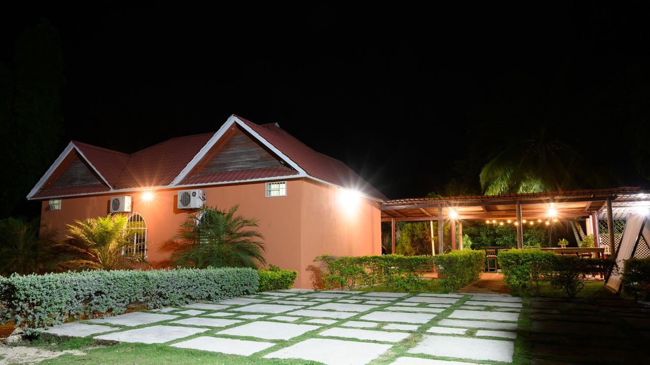 Photo of Outdoor in Flores