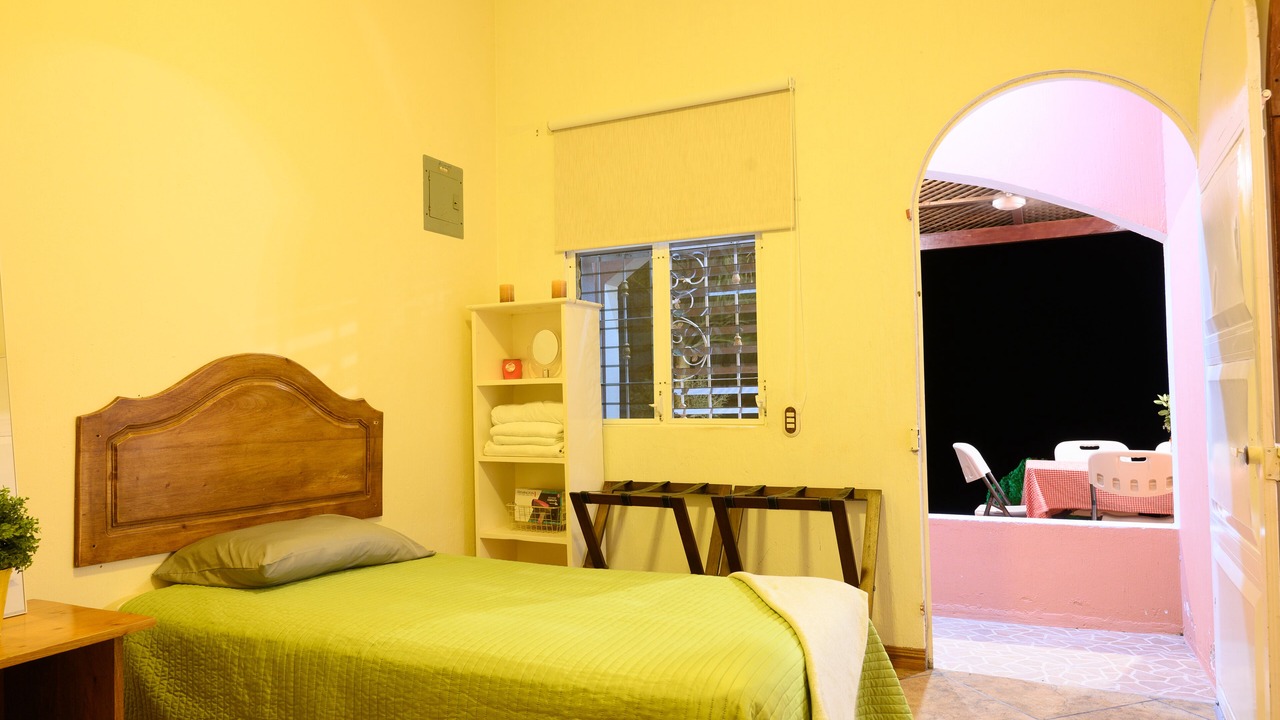 Photo of Bedroom in Flores