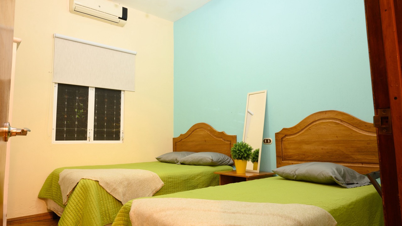 Photo of Bedroom in Flores