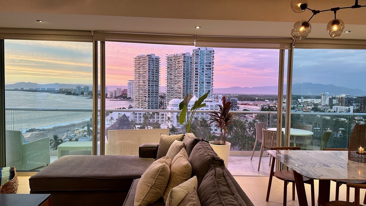 Photo of Livingroom in North Hotel Zone