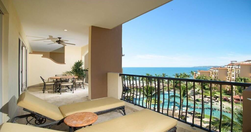 Photo of Patio Balcony in Flamingos
