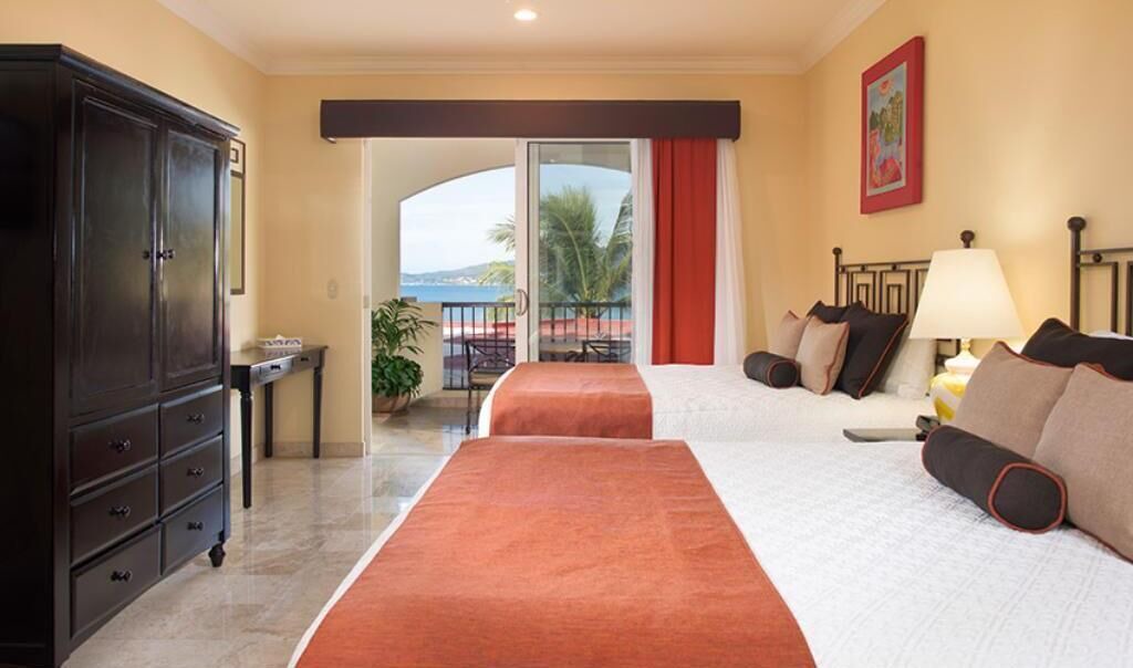 Photo of Bedroom in Flamingos