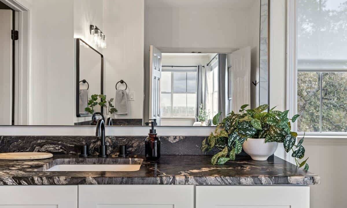 Photo of Bathroom in Leander
