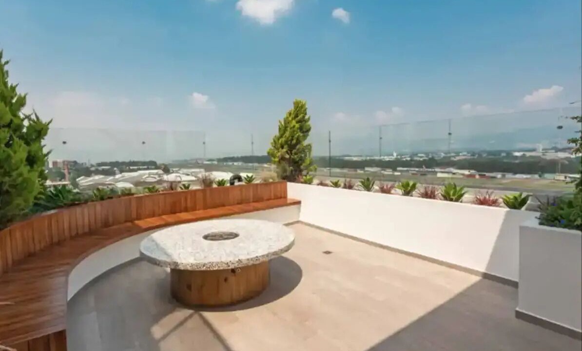 Photo of Patio Balcony in Zona 16