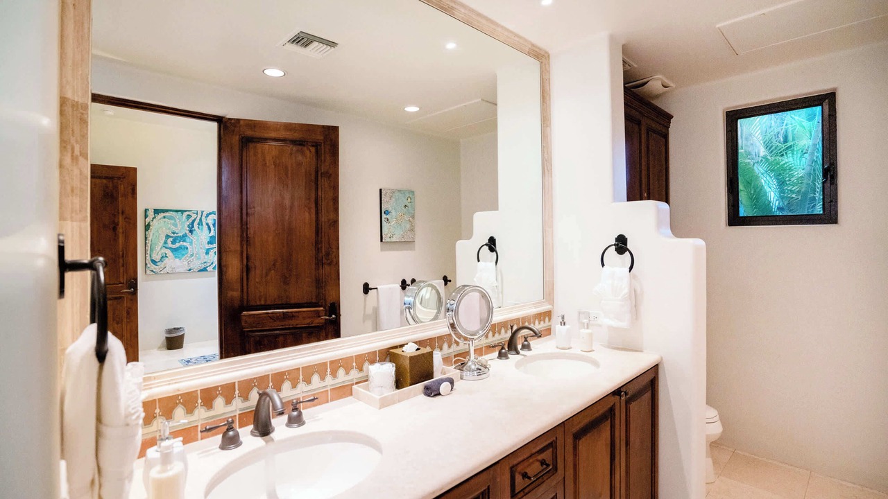 Photo of Bathroom in Zona Hotelera