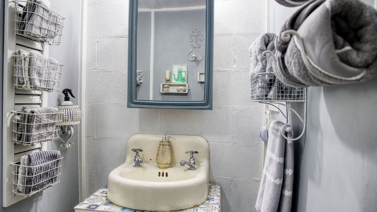 Photo of Bathroom in Utopia