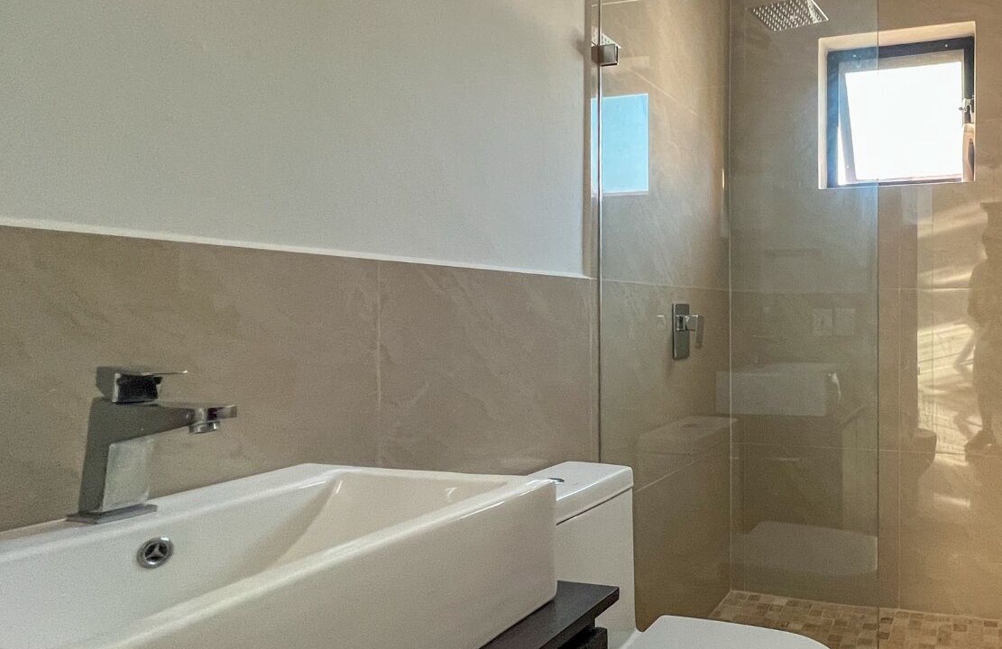 Photo of Bathroom in L
