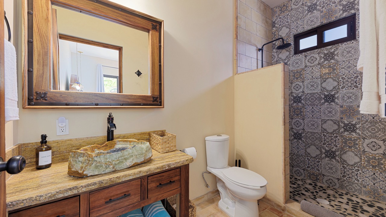 Photo of Bathroom in Buenavista