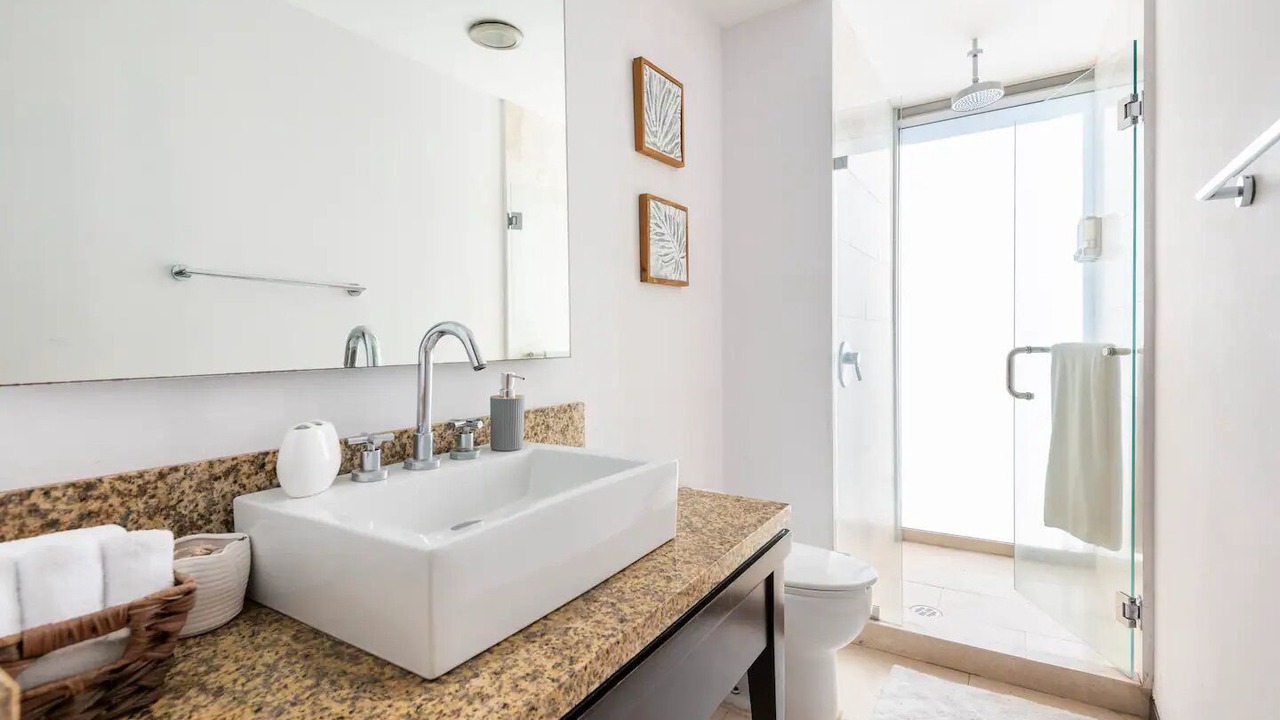 Photo of Bathroom in South Hotel Zone