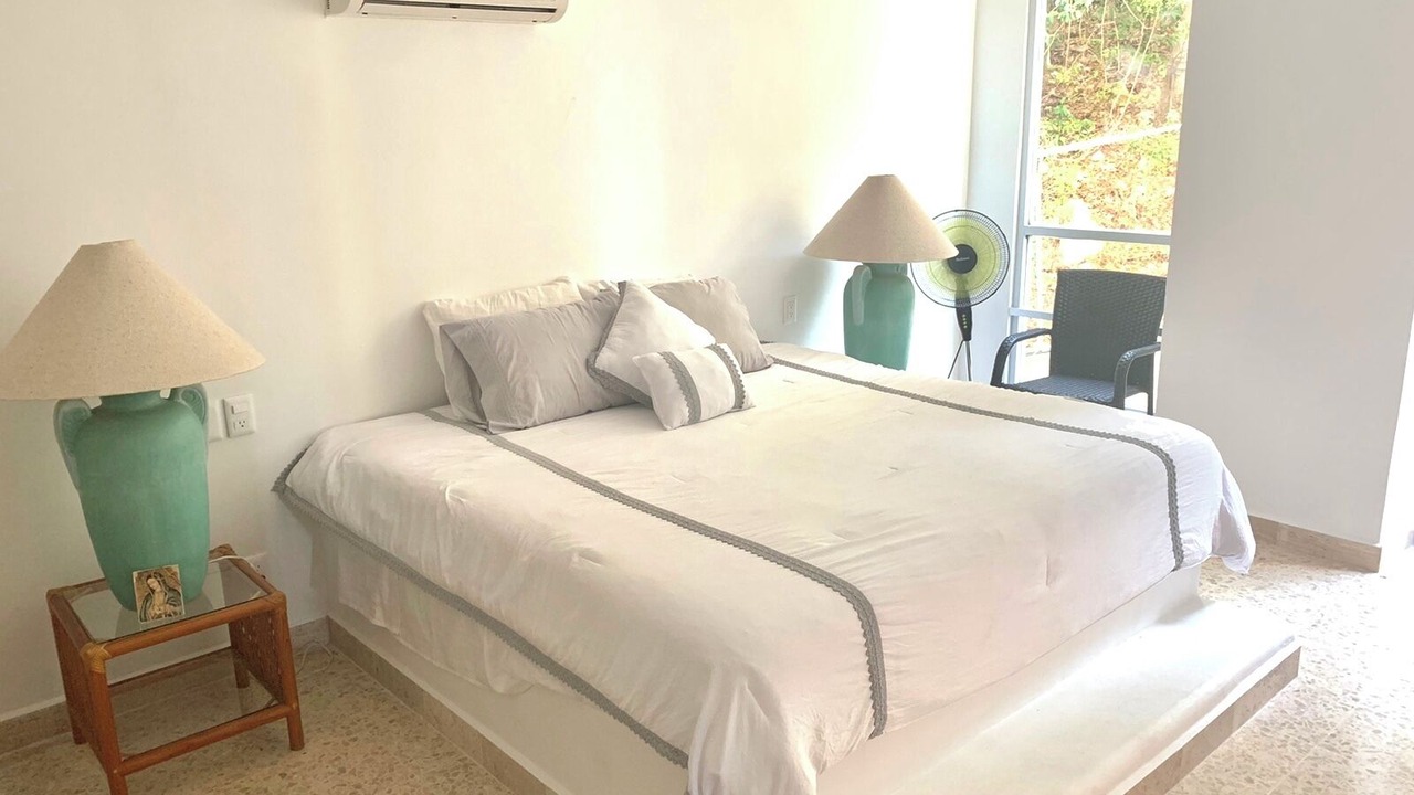Photo of Bedroom in Puerto Marques