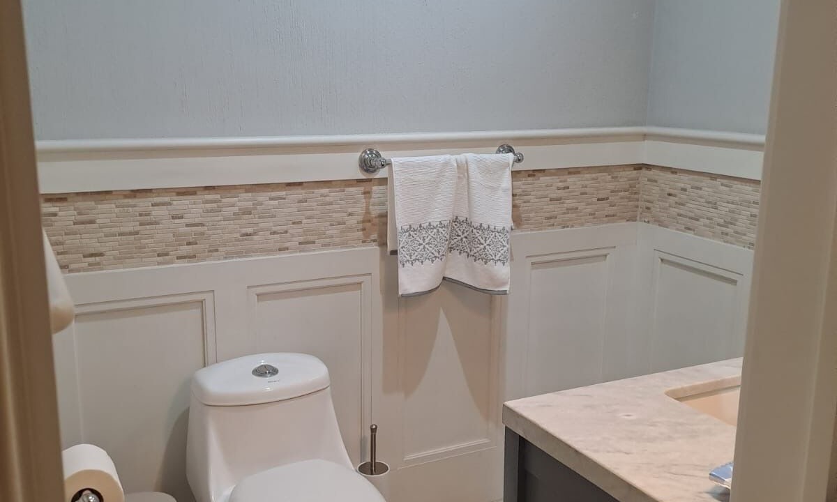 Photo of Bathroom in San Lucas Sacatepequez