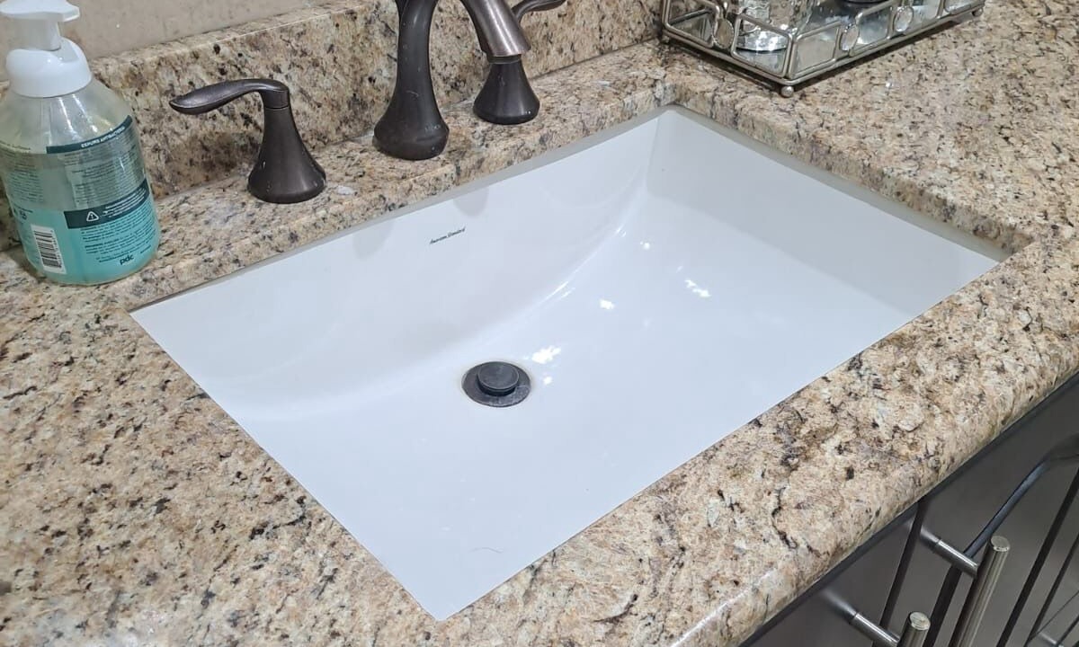 Photo of Bathroom in San Lucas Sacatepequez