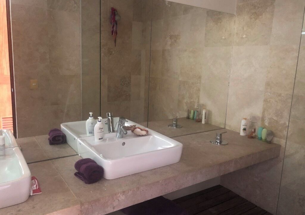 Photo of Bathroom in Lerma