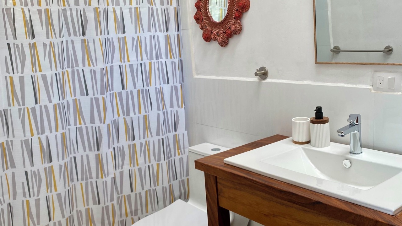 Photo of Bathroom in Santa Cruz La Laguna