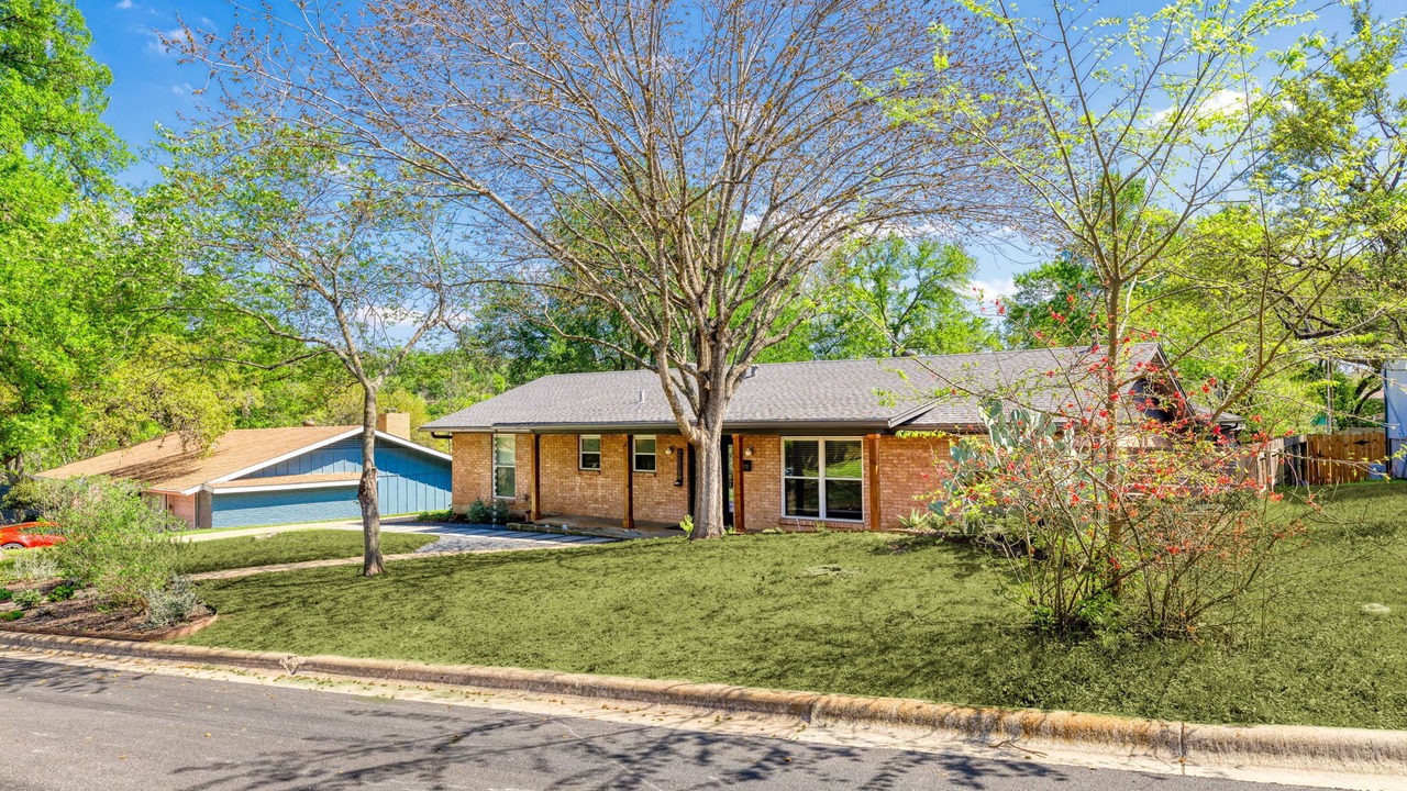 Photo of Outdoor in Barton Hills