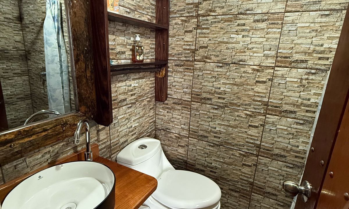Photo of Bathroom in Santa Clara La Laguna