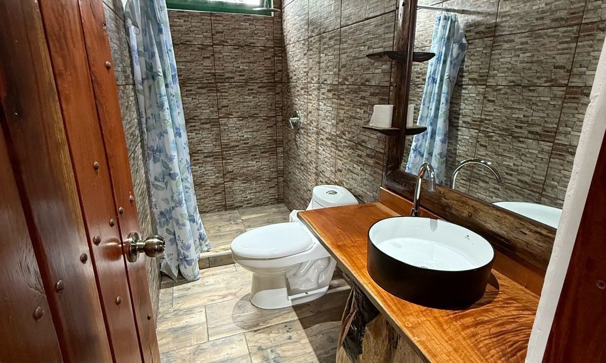 Photo of Bathroom in Santa Clara La Laguna
