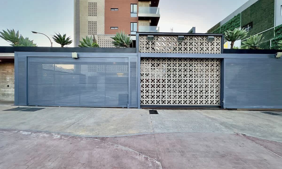 Photo of Outdoor in Avenida Revolucion