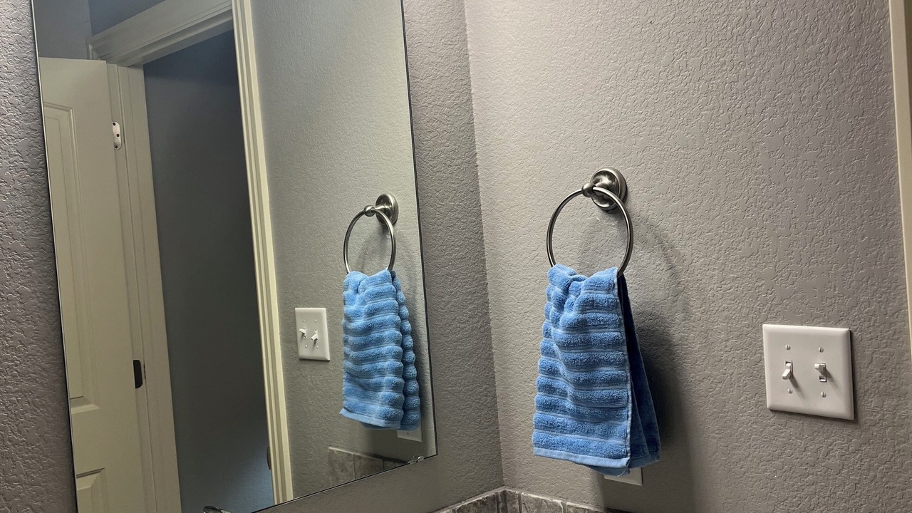 Photo of Bathroom in Barling