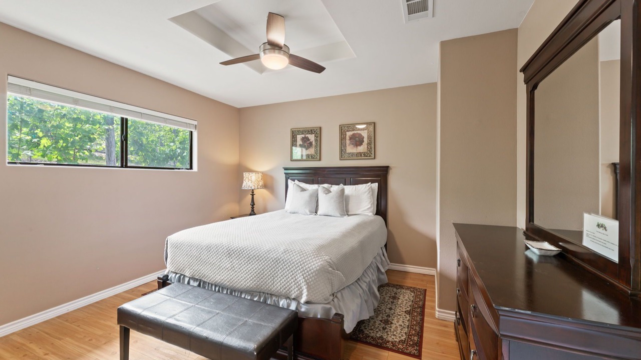 Photo of Bedroom in Lago Vista
