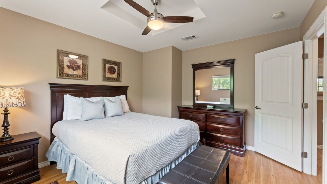 Photo of Bedroom in Lago Vista