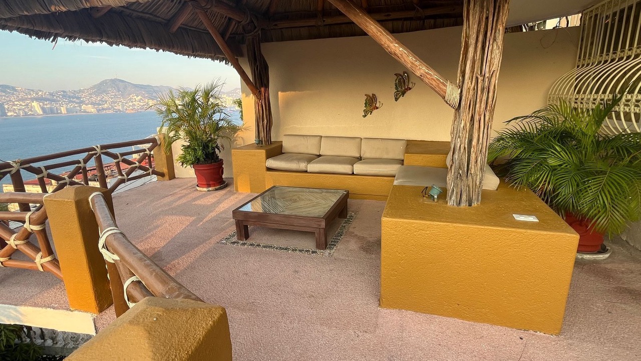 Photo of Patio Balcony in Caleta