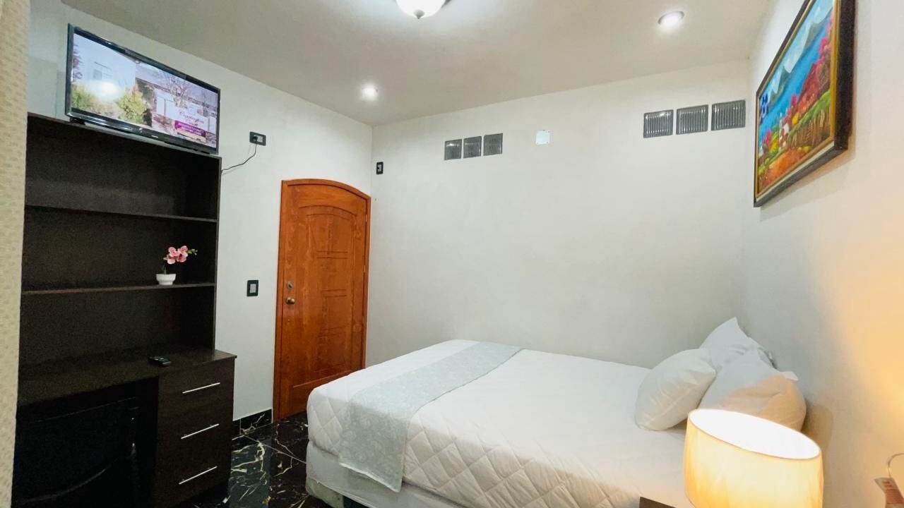 Photo of Bedroom in Panajachel