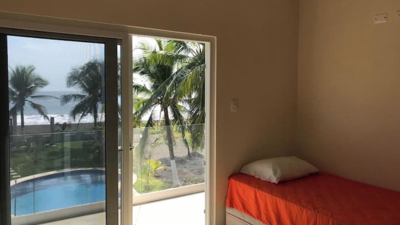 Photo of Bedroom in El Hawaii