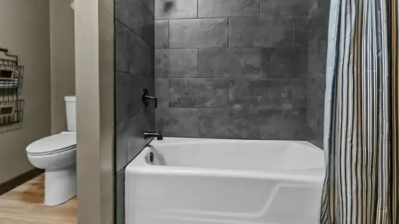 Photo of Bathroom in Brookeland